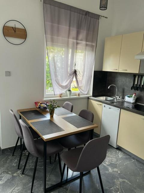 Apartman Laura Dramalj Phòng bức ảnh